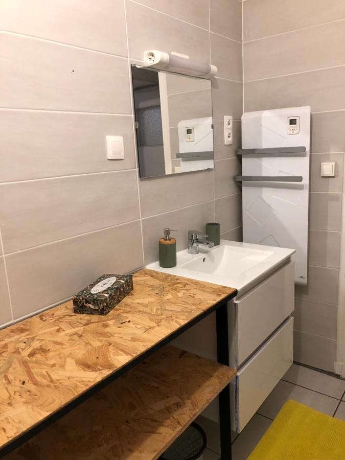 Gite A La Ferme Chaleureux Avec Cheminee Preveranges Ngoại thất bức ảnh